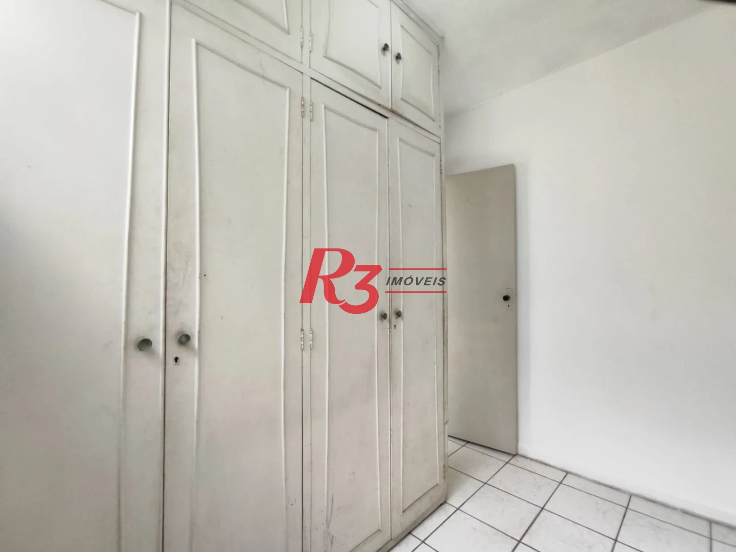 Apartamento com 3 dormitórios à venda, 128 m² por R$ 750.000,00 - Boqueirão - Santos/SP