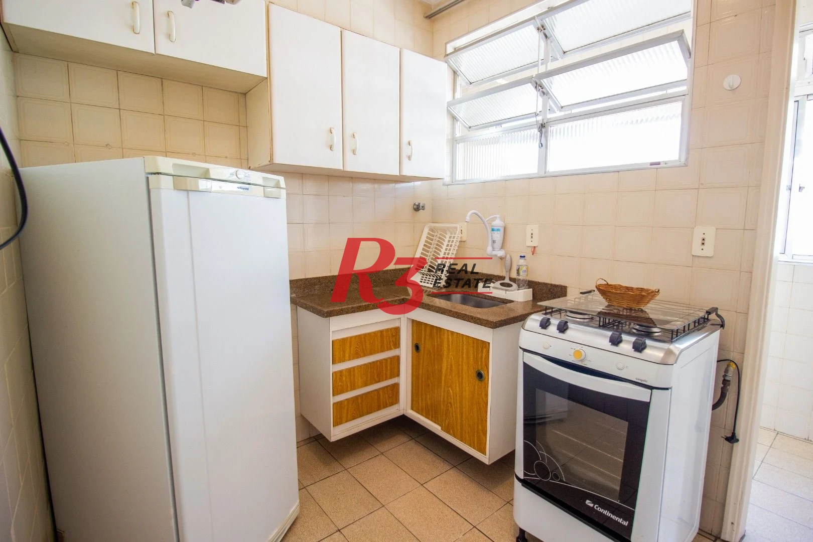 Apartamento para alugar, 60 m² por R$ 3.200,00/mês - Gonzaga - Santos/SP