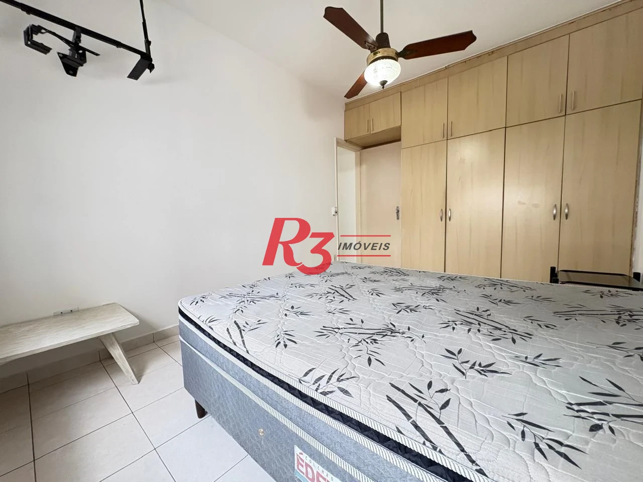 Apartamento para alugar, 60 m² por R$ 3.200,00/mês - Gonzaga - Santos/SP
