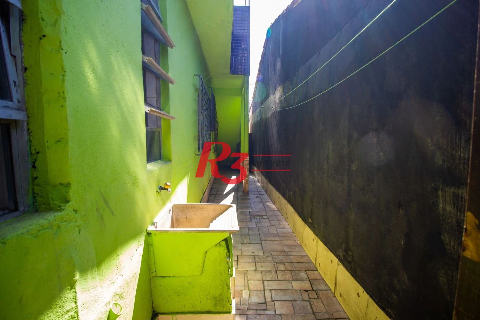 Casa com 3 dormitórios à venda, 80 m² por R$ 540.000,00 - Castelo - Santos/SP