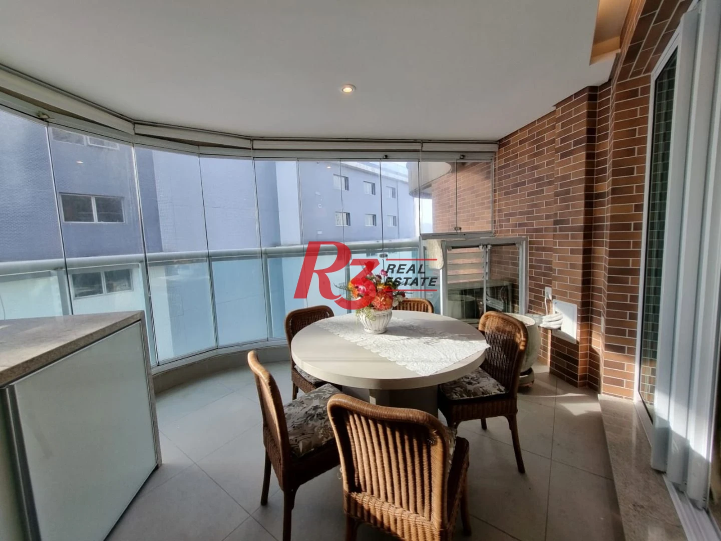 Apartamento para alugar, 45 m² por R$ 5.900,02/mês - Pompéia - Santos/SP