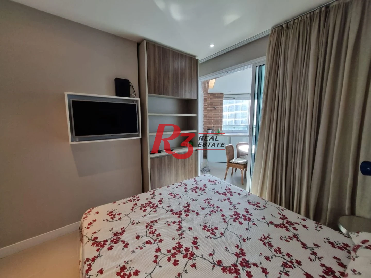 Apartamento para alugar, 45 m² por R$ 5.900,02/mês - Pompéia - Santos/SP