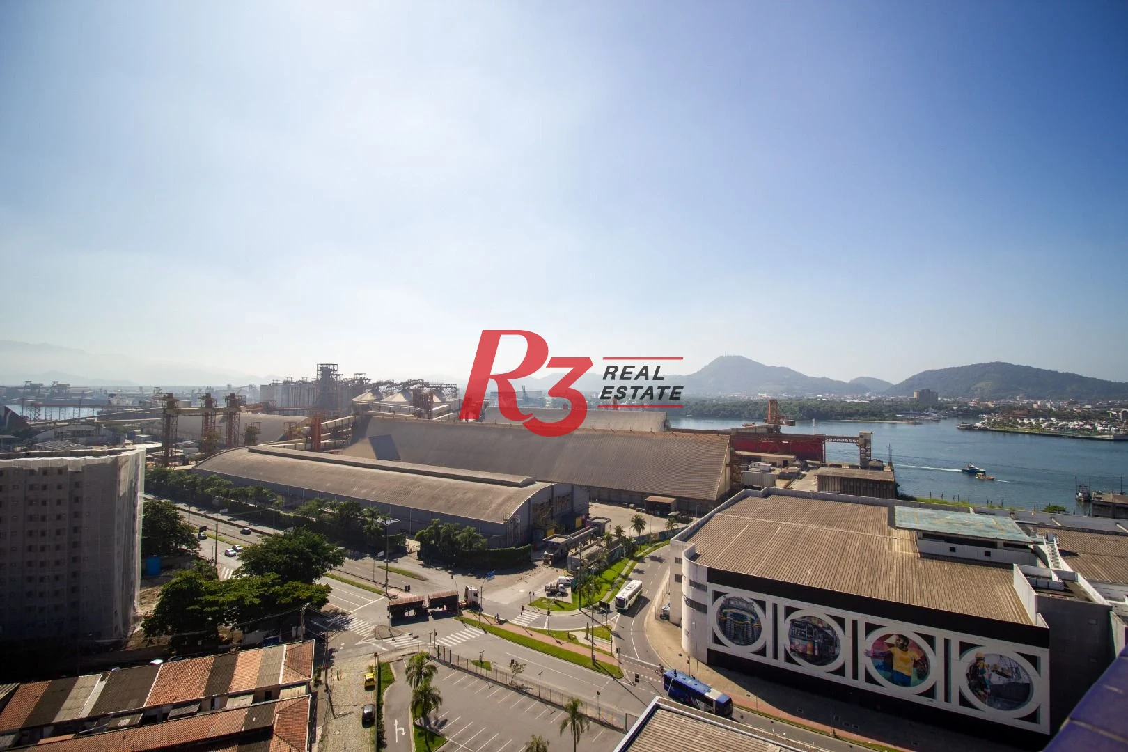 Sala para alugar, 36 m² por R$ 3.050,00/mês - Ponta da Praia - Santos/SP
