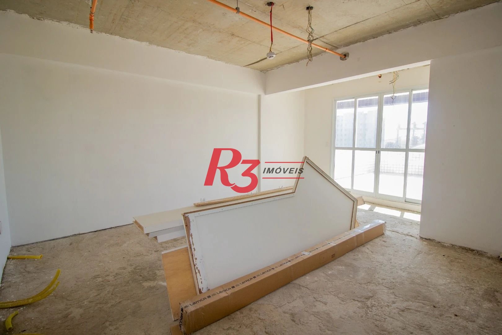 Sala à venda, 35 m² por R$ 354.123,00 - Ponta da Praia - Santos/SP