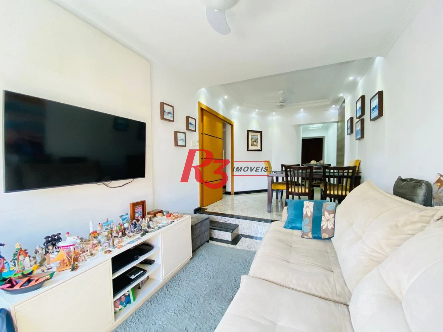 Apartamento com 3 dormitórios à venda, 95 m² por R$ 880.000,00 - Ponta da Praia - Santos/SP