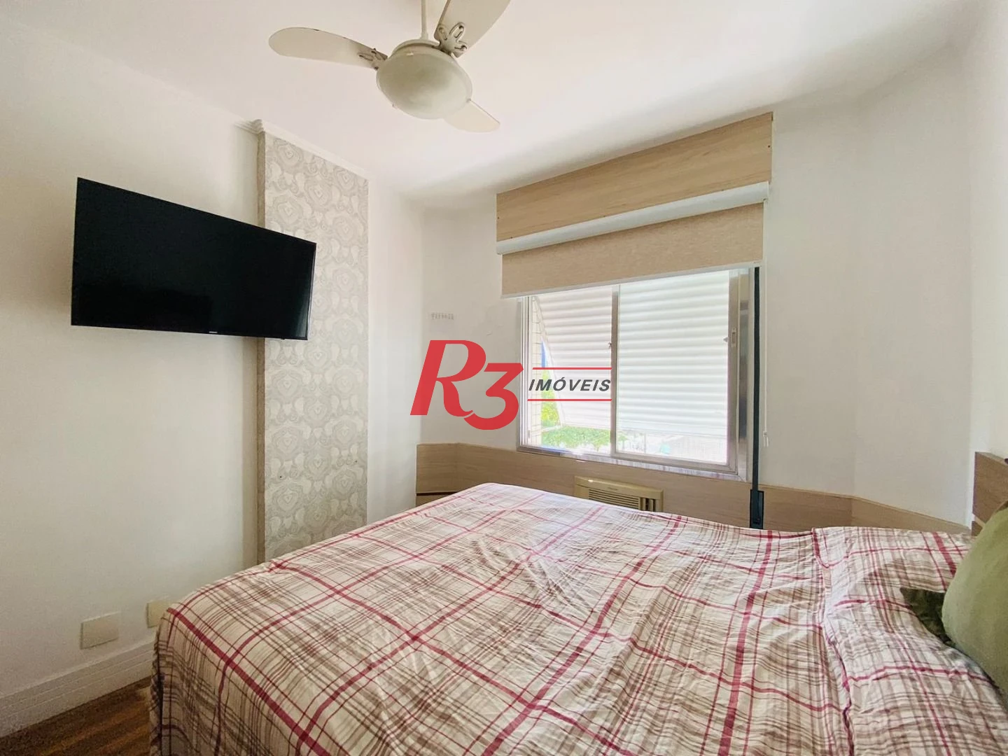 Apartamento com 3 dormitórios à venda, 95 m² por R$ 880.000,00 - Ponta da Praia - Santos/SP