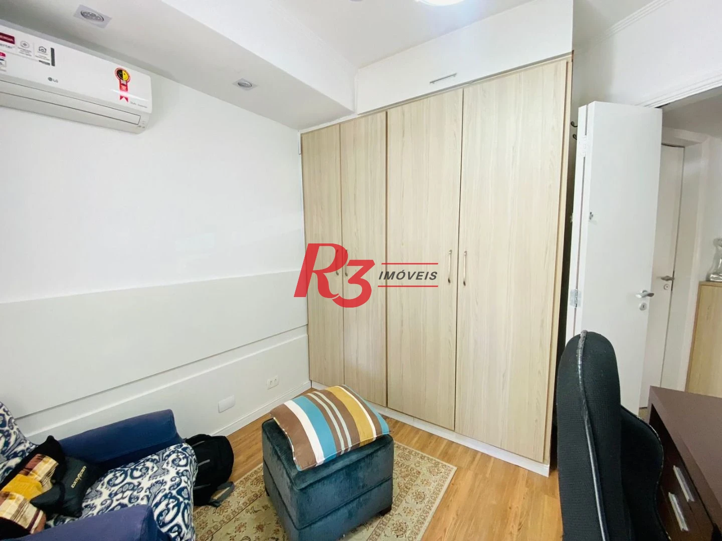 Apartamento com 3 dormitórios à venda, 95 m² por R$ 880.000,00 - Ponta da Praia - Santos/SP