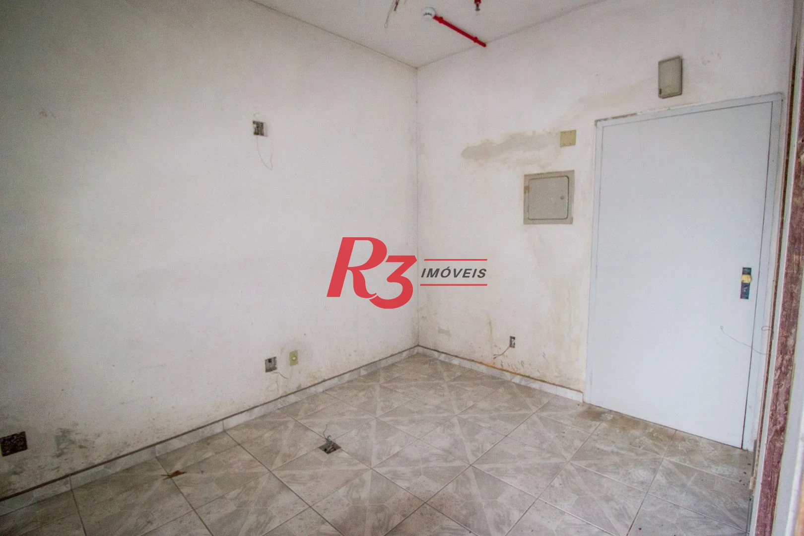 Sala à venda, 43 m² por R$ 353.000,00 - Encruzilhada - Santos/SP