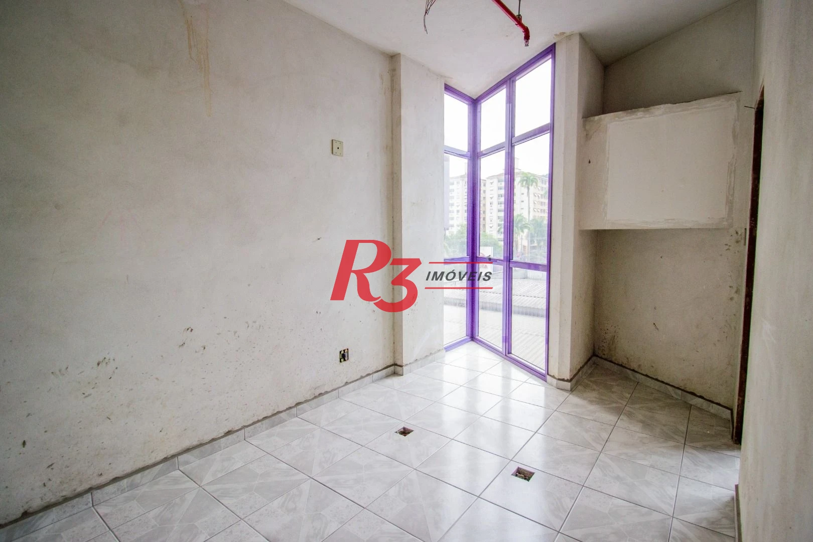 Sala à venda, 43 m² por R$ 353.000,00 - Encruzilhada - Santos/SP