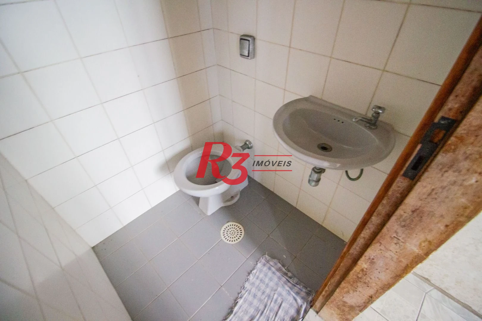 Sala à venda, 43 m² por R$ 353.000,00 - Encruzilhada - Santos/SP