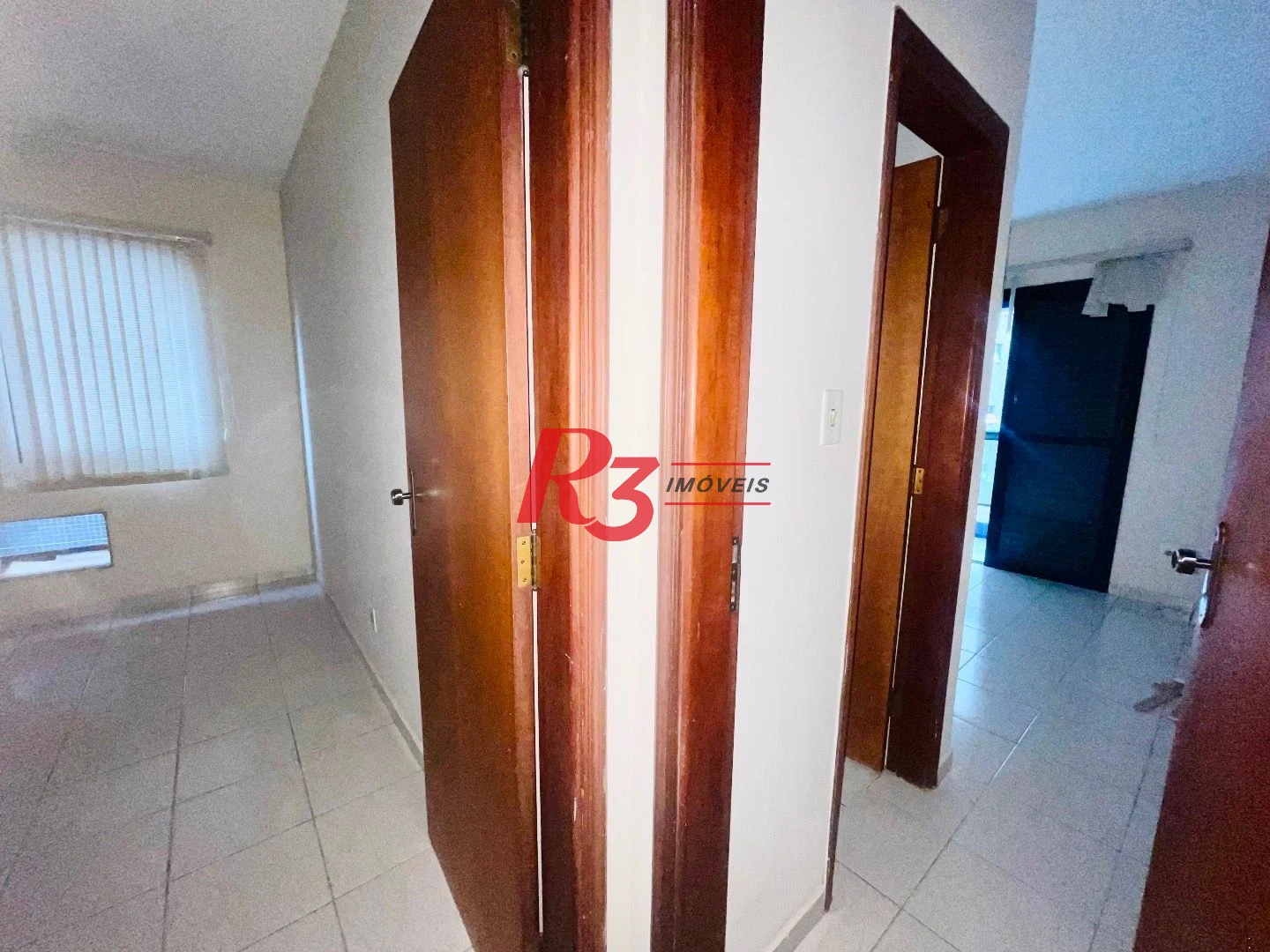 Apartamento com 2 dormitórios à venda, 123 m² por R$ 680.000,00 - Ponta da Praia - Santos/SP