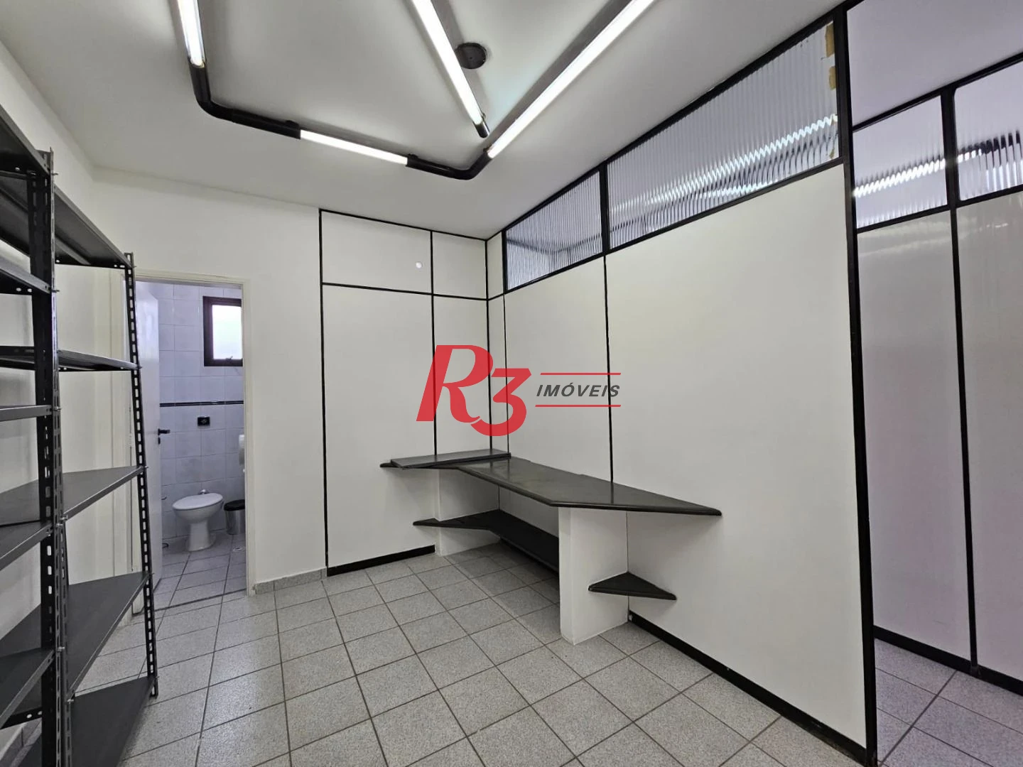 Sala, 85 m² - venda por R$ 370.000,00 ou aluguel por R$ 3.700,00/mês - Campo Grande - Santos/SP