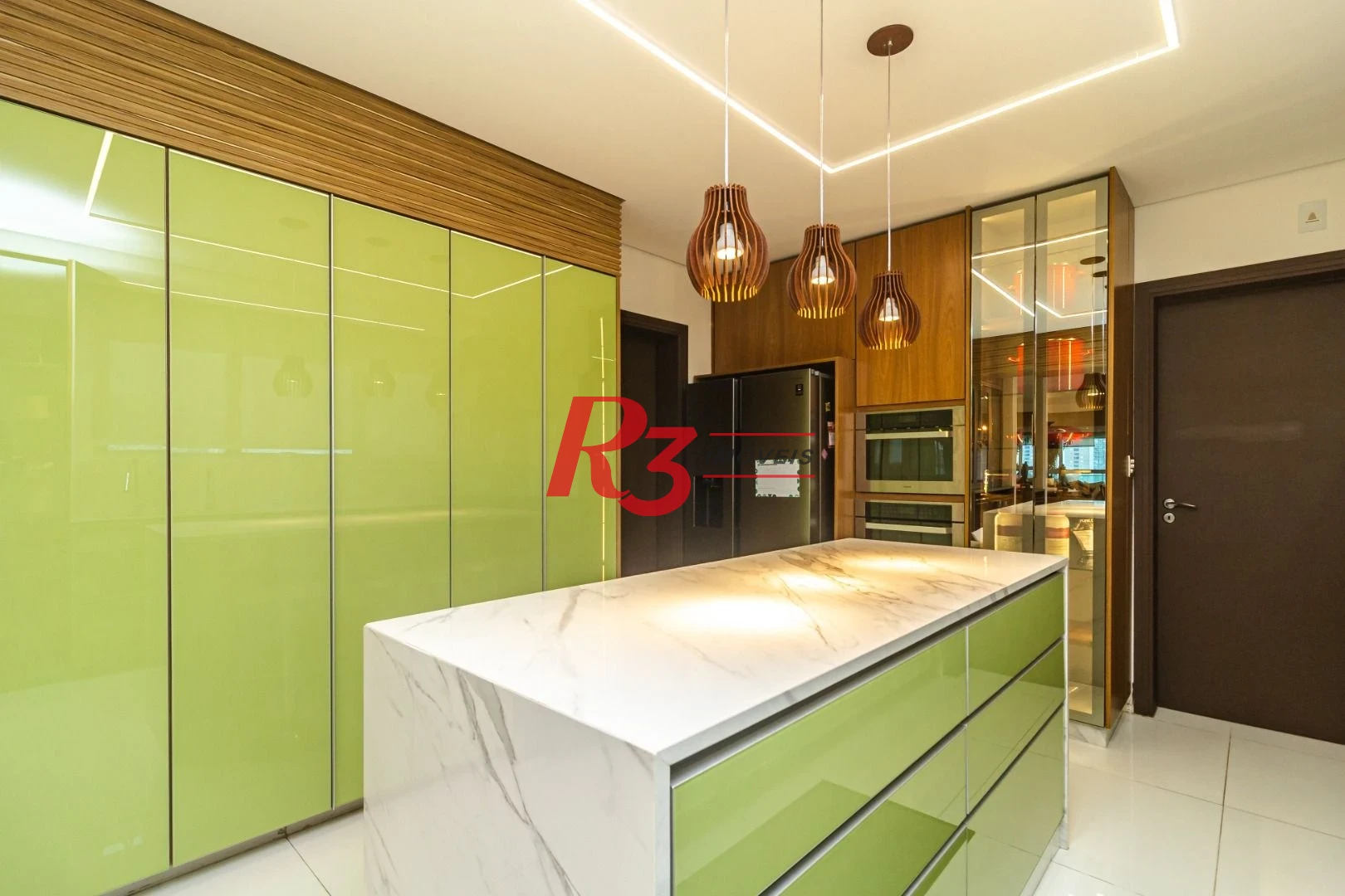 Apartamento à venda, 360 m² por R$ 7.980.000,00 - Gonzaga - Santos/SP