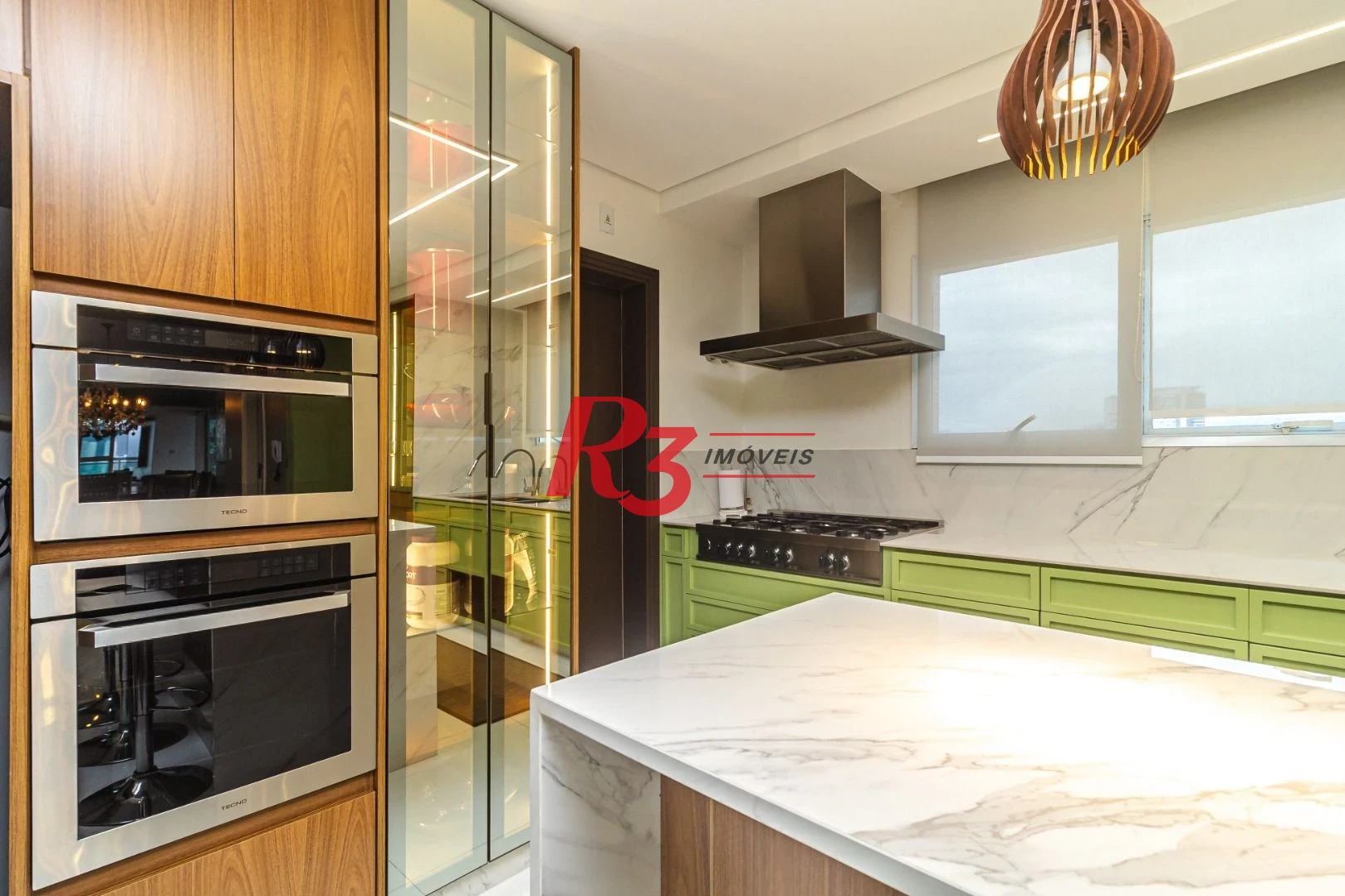 Apartamento à venda, 360 m² por R$ 7.980.000,00 - Gonzaga - Santos/SP