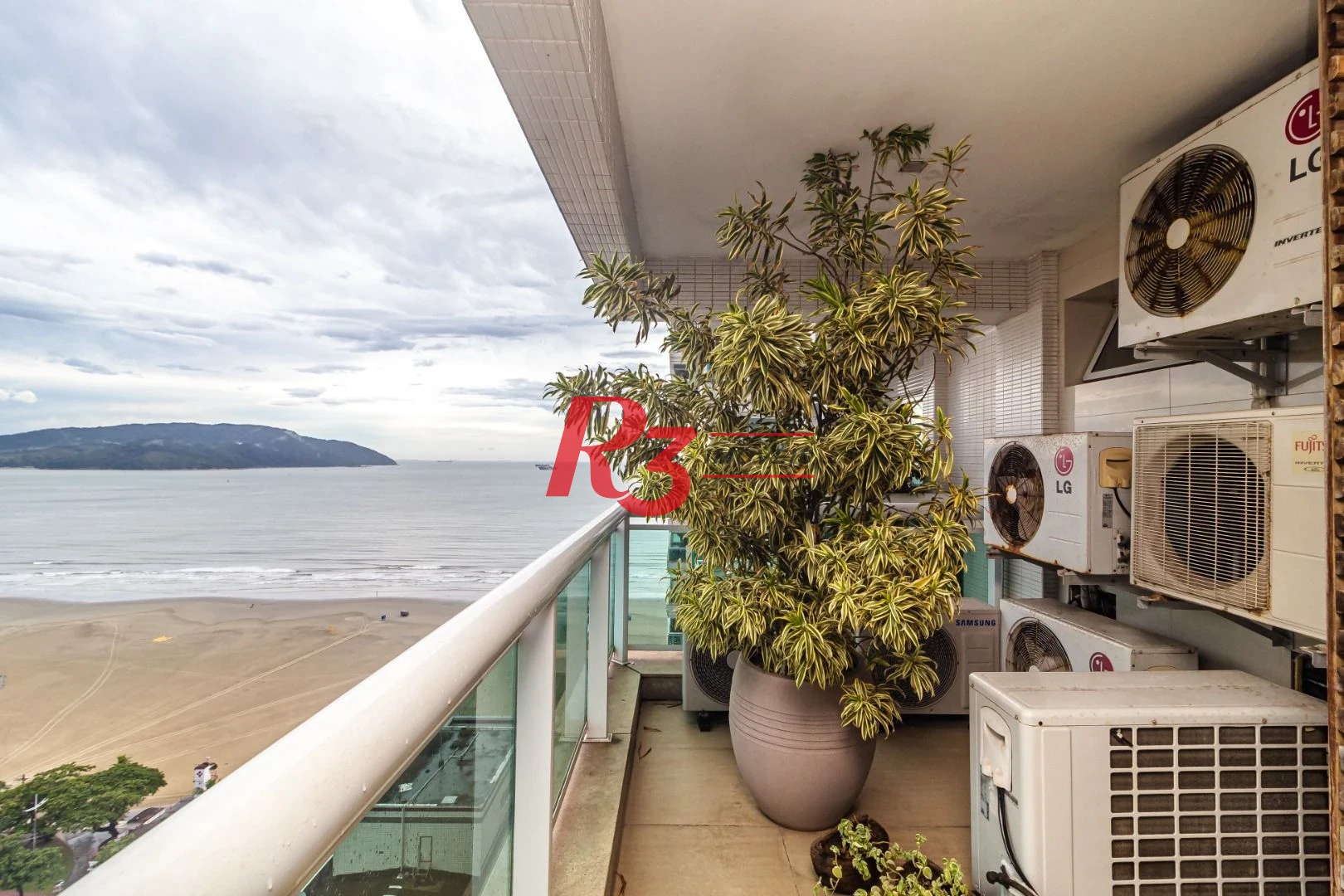 Apartamento à venda, 360 m² por R$ 7.980.000,00 - Gonzaga - Santos/SP