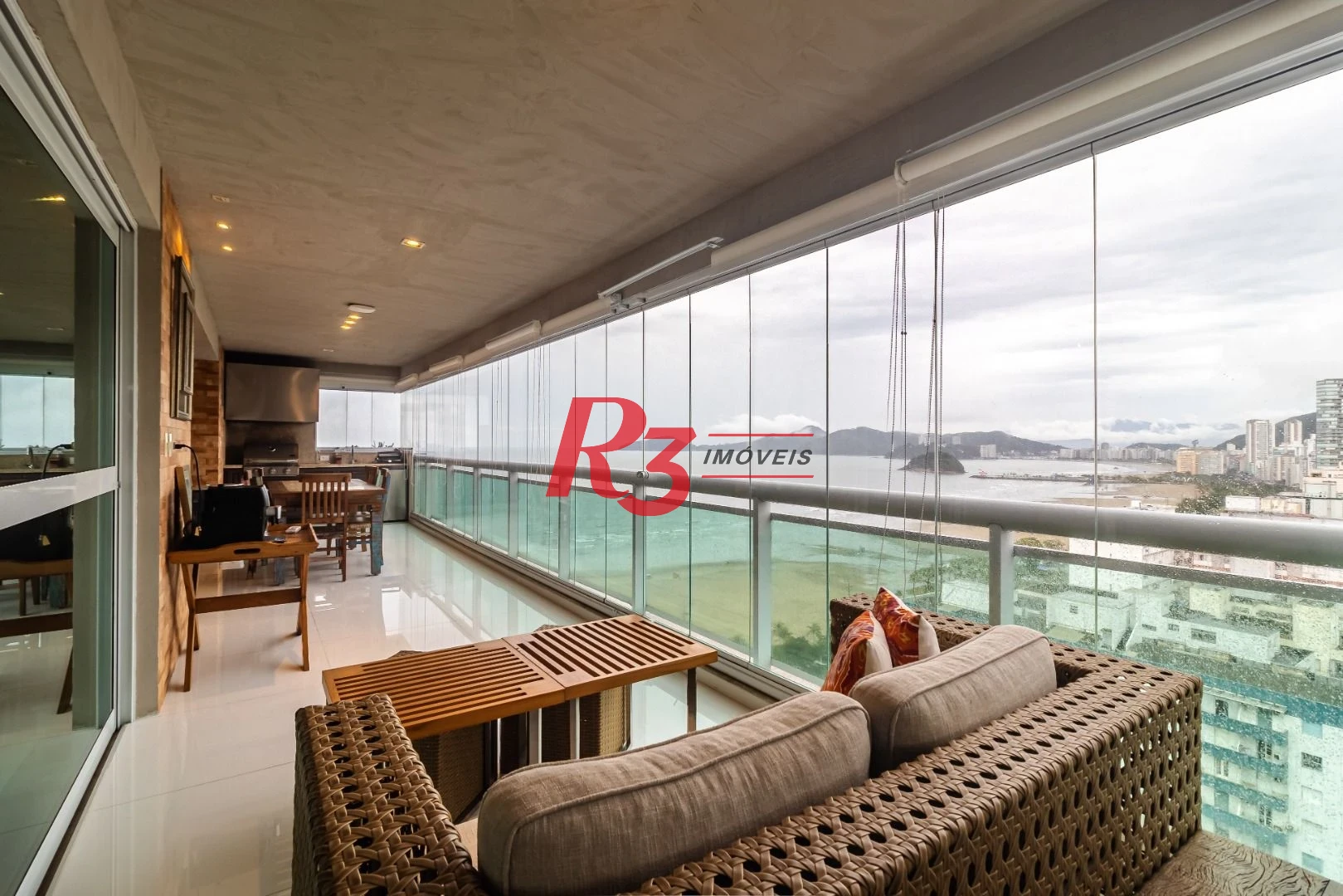 Apartamento à venda, 360 m² por R$ 7.980.000,00 - Gonzaga - Santos/SP