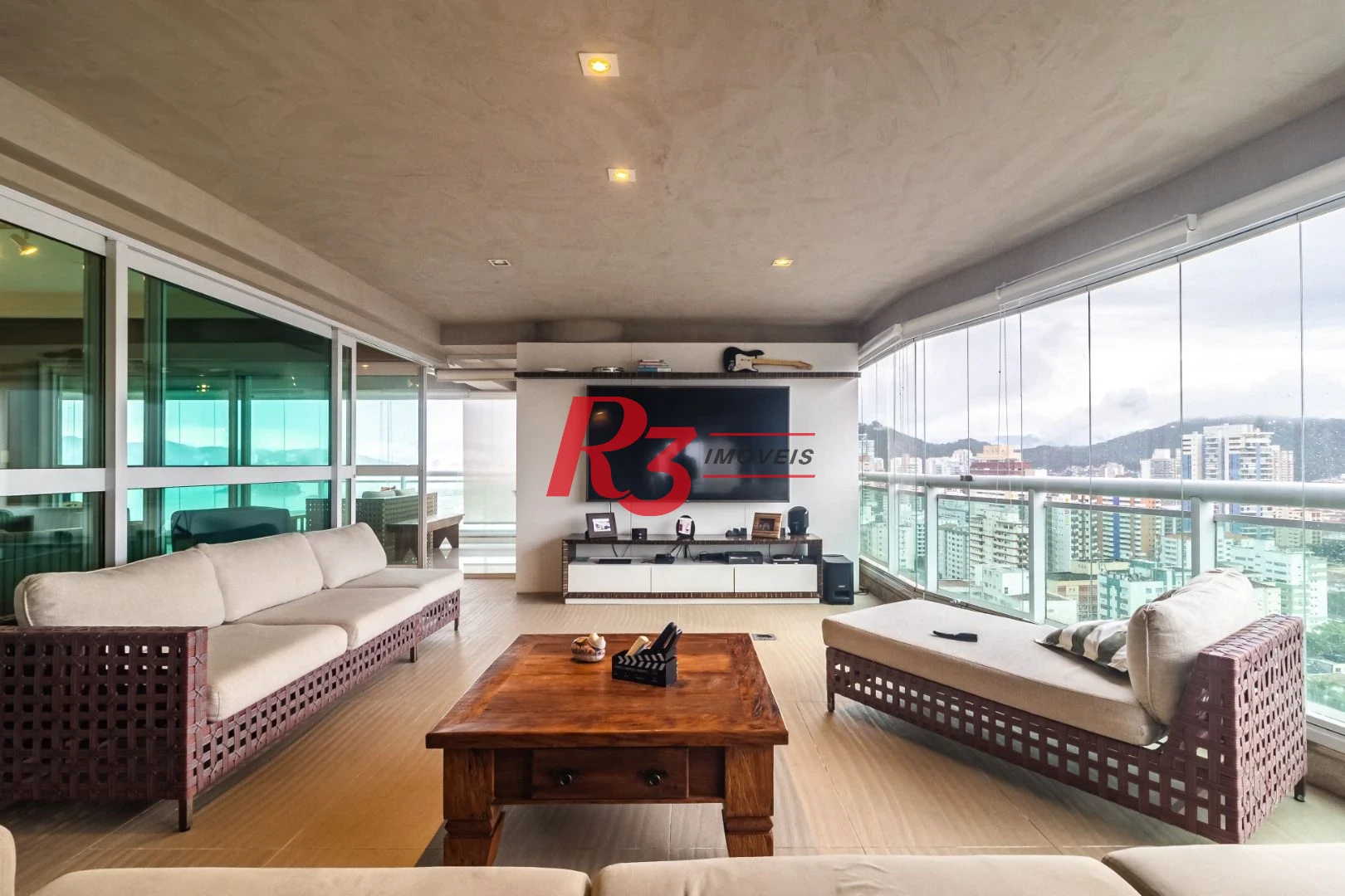 Apartamento à venda, 360 m² por R$ 7.980.000,00 - Gonzaga - Santos/SP