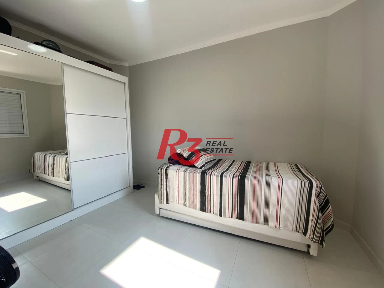 Village com 3 dormitórios à venda, 125 m² por R$ 789.000,00 - Marapé - Santos/SP