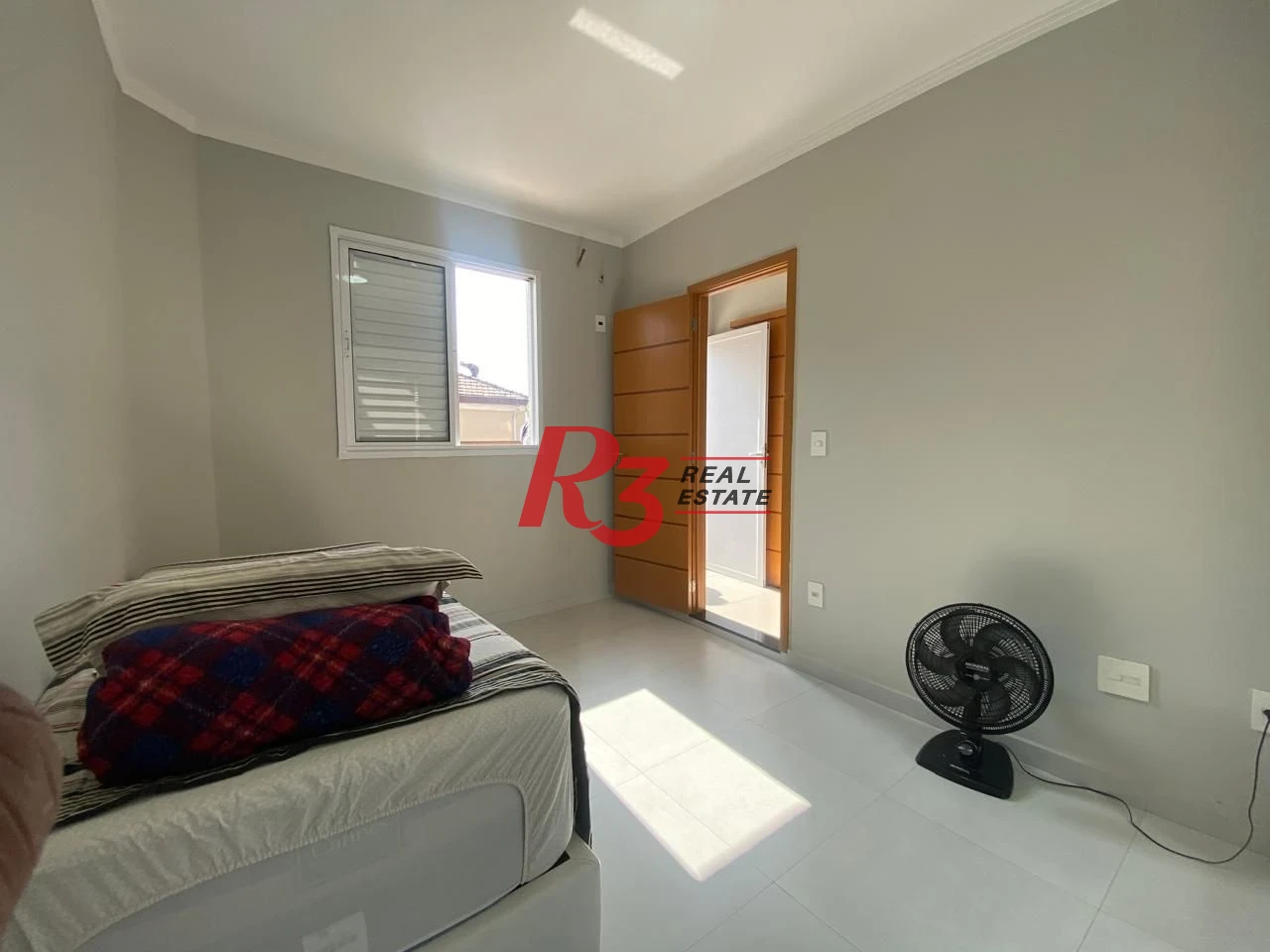 Village com 3 dormitórios à venda, 125 m² por R$ 789.000,00 - Marapé - Santos/SP