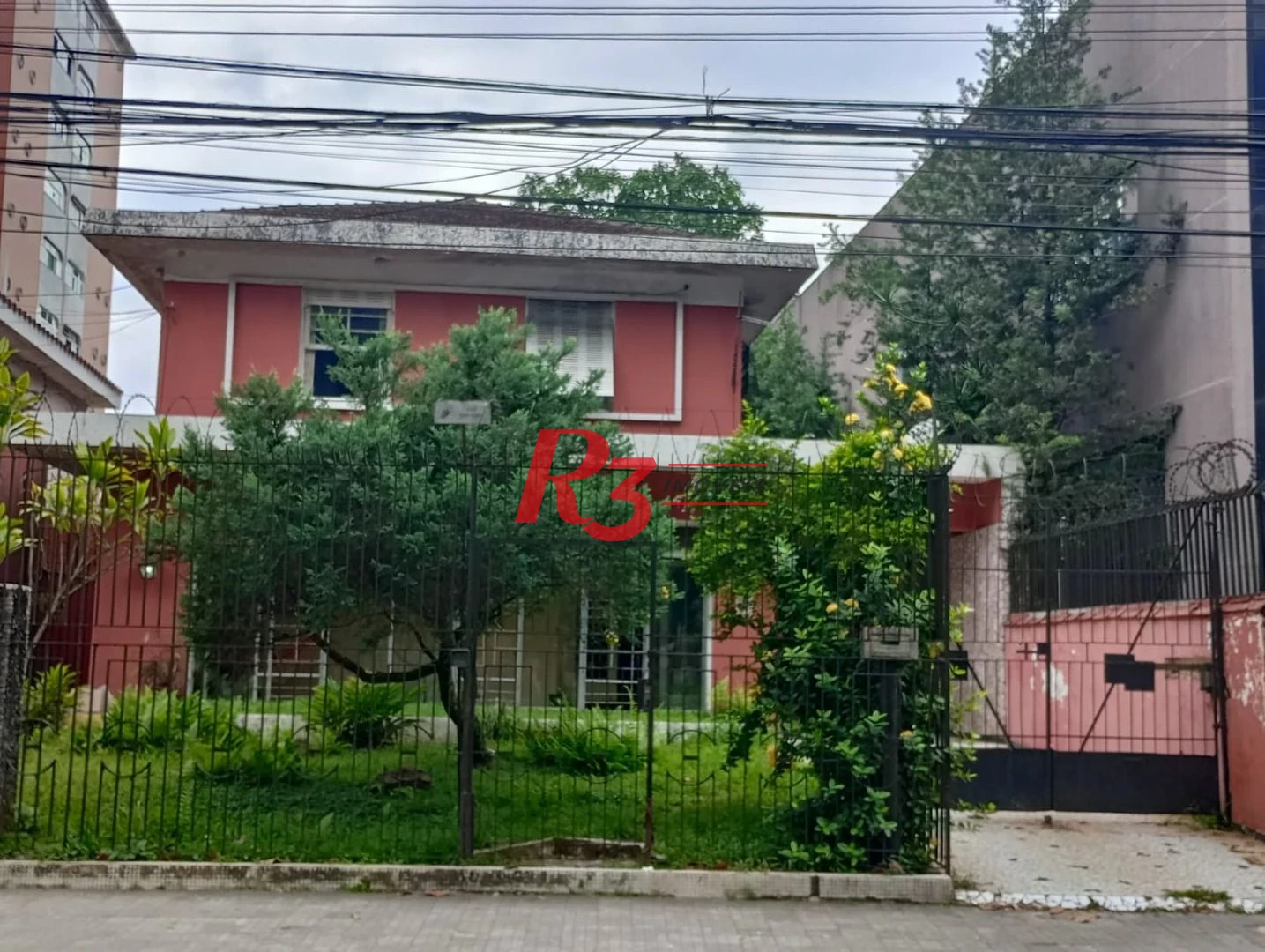 Casa com 5 dormitórios para alugar, 245 m² por R$ 25.162,78/mês - Boqueirão - Santos/SP