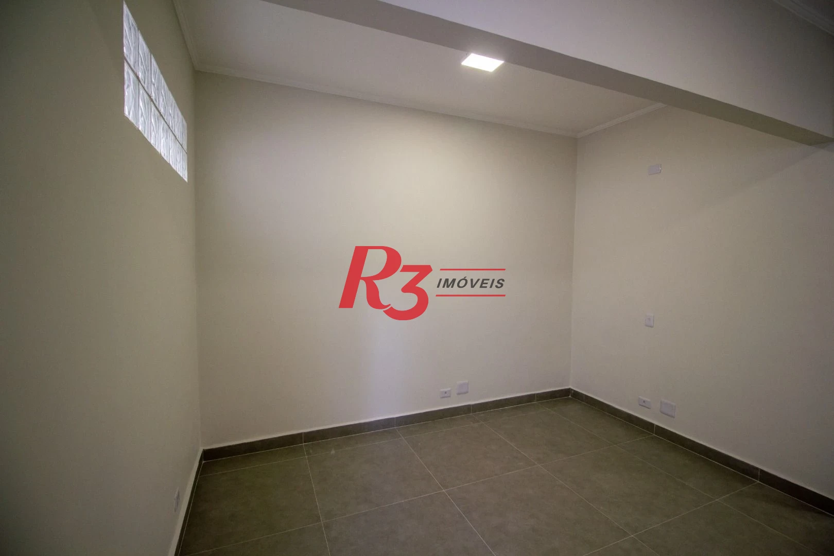 Apartamento com 2 dormitórios para alugar, 78 m² por R$ 493,97/mês - Boqueirão - Santos/SP