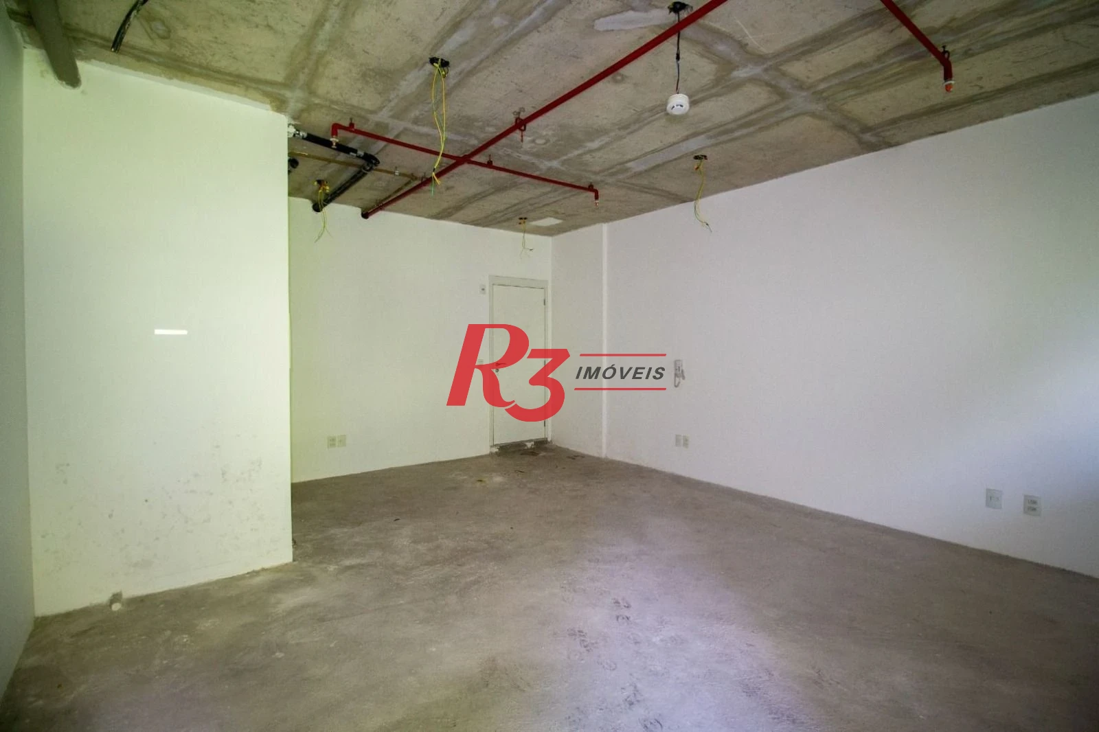 Sala à venda, 53 m² por R$ 385.000,00 - Valongo - Santos/SP