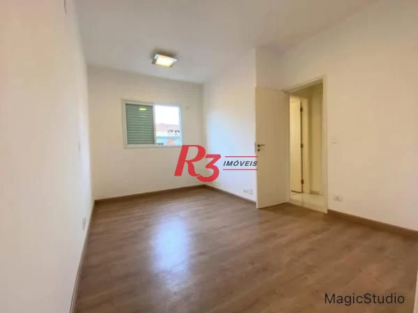Casa com 3 dormitórios à venda, 150 m² por R$ 1.090.000,00 - Boqueirão - Santos/SP