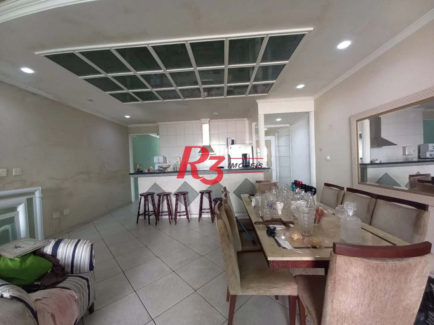 Sobrado com 3 dormitórios à venda, 261 m² por R$ 1.800.000,00 - Vila Matias - Santos/SP
