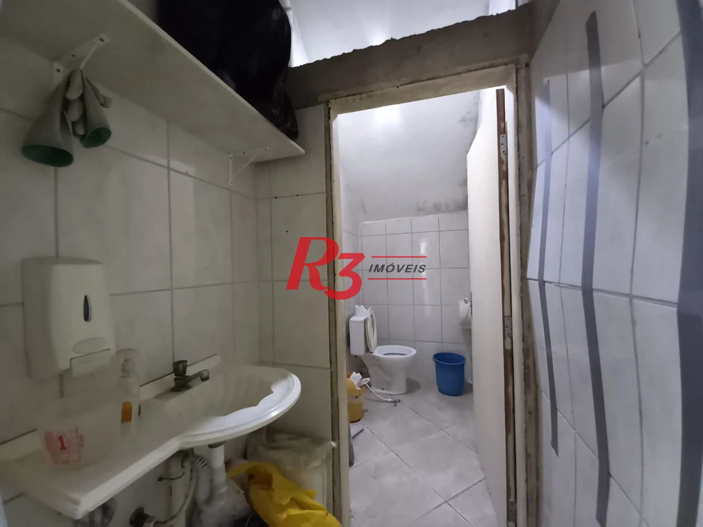 Sobrado com 3 dormitórios à venda, 261 m² por R$ 1.800.000,00 - Vila Matias - Santos/SP