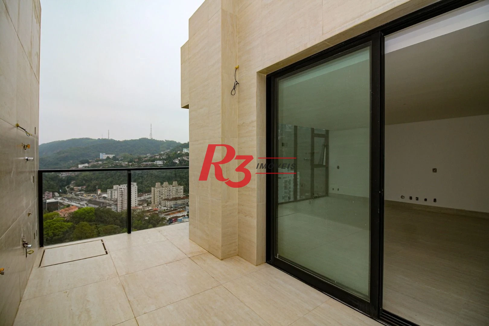Cobertura com 3 dormitórios à venda, 160 m² por R$ 2.900.000,00 - José Menino - Santos/SP