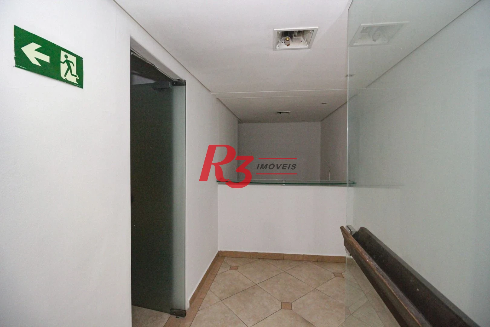 Sala para alugar, 92 m² por R$ 5.000,00/mês - Centro - Santos/SP