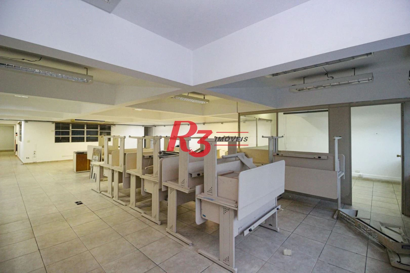 Sala para alugar, 92 m² por R$ 5.000,00/mês - Centro - Santos/SP
