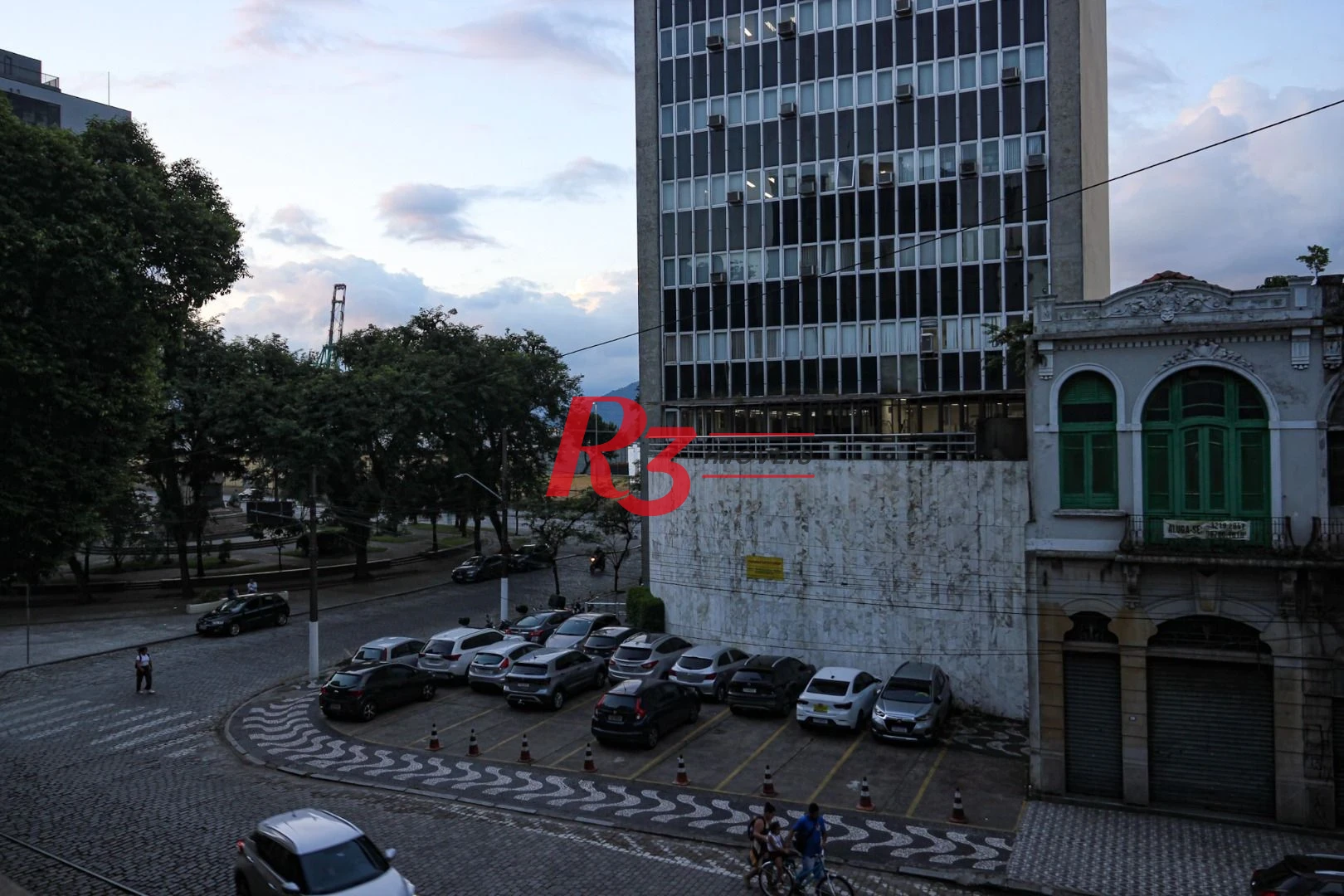 Sala para alugar, 92 m² por R$ 5.000,00/mês - Centro - Santos/SP