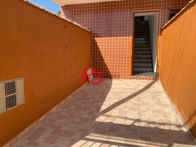 Casa com 2 dormitórios à venda, 72 m² por R$ 320.000,00 - Chico de Paula - Santos/SP