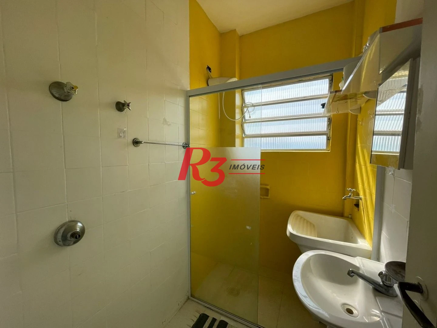 Apartamento com 1 dormitório à venda, 47 m² por R$ 335.000,00 - Embaré - Santos/SP