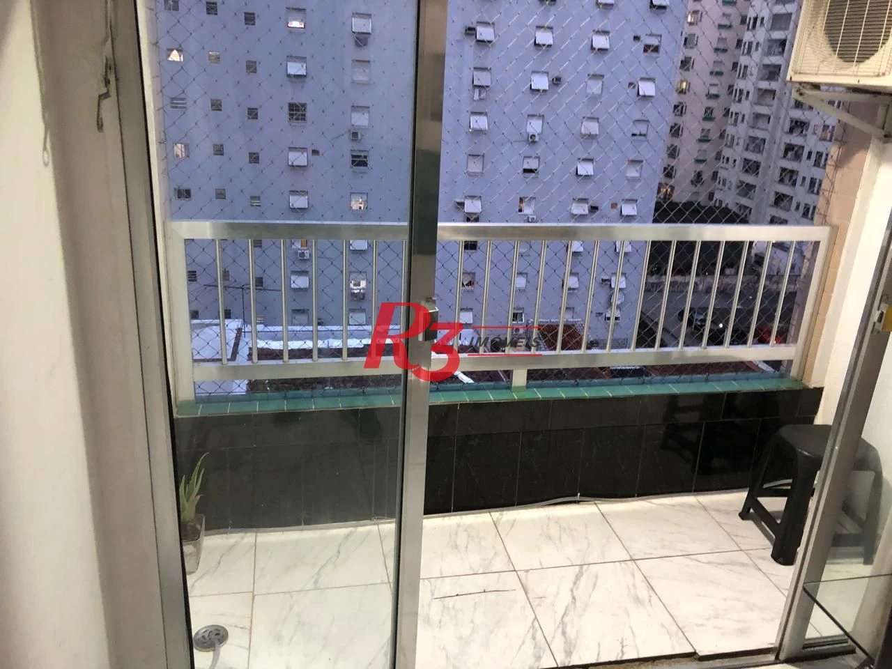 Apartamento à venda, 98 m² por R$ 372.000,00 - Centro - São Vicente/SP