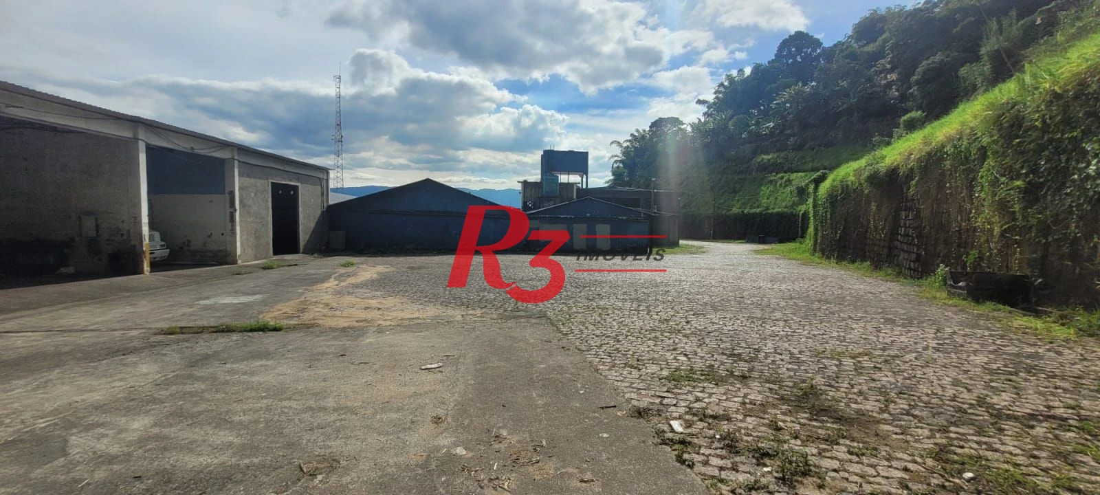 Terreno à venda, 10075 m² por R$ 50.000.000,00 - Chico de Paula - Santos/SP