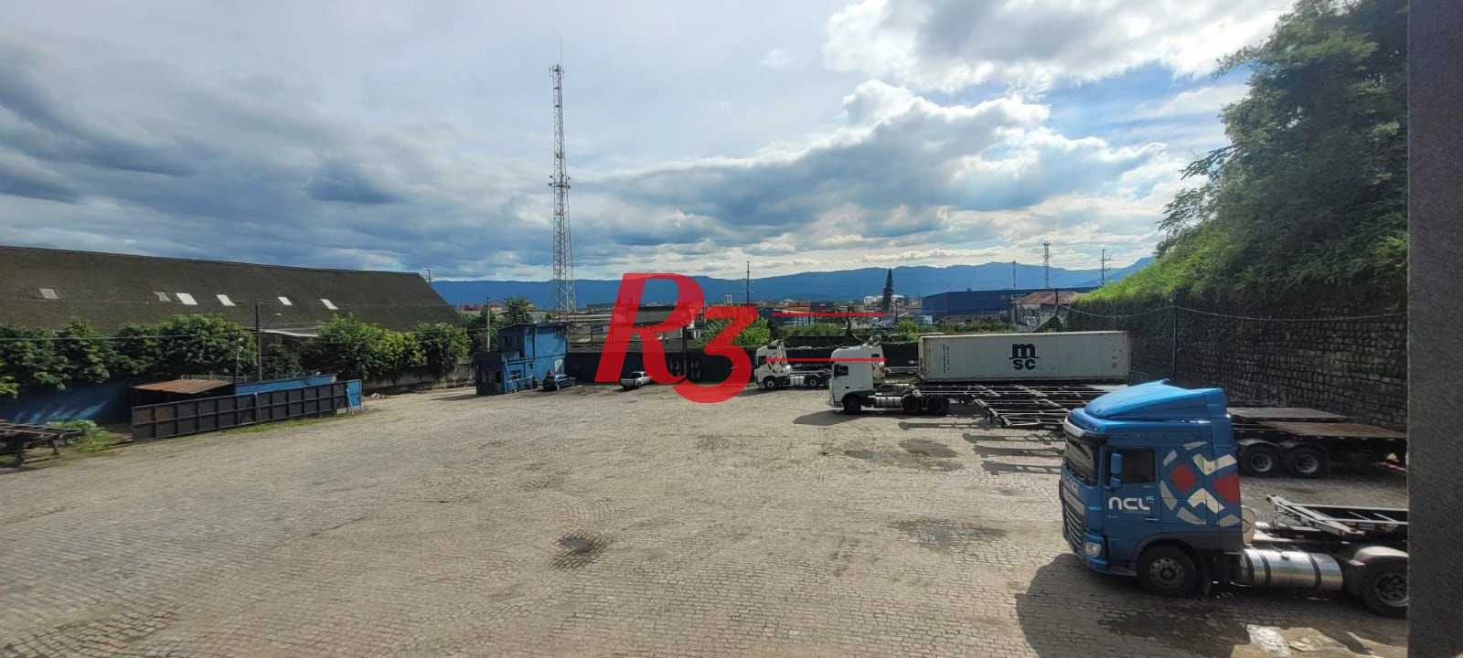 Terreno à venda, 10075 m² por R$ 50.000.000,00 - Chico de Paula - Santos/SP