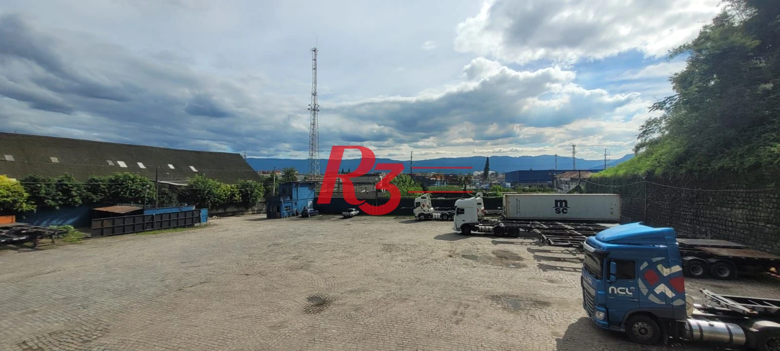 Terreno à venda, 10075 m² por R$ 50.000.000,00 - Chico de Paula - Santos/SP