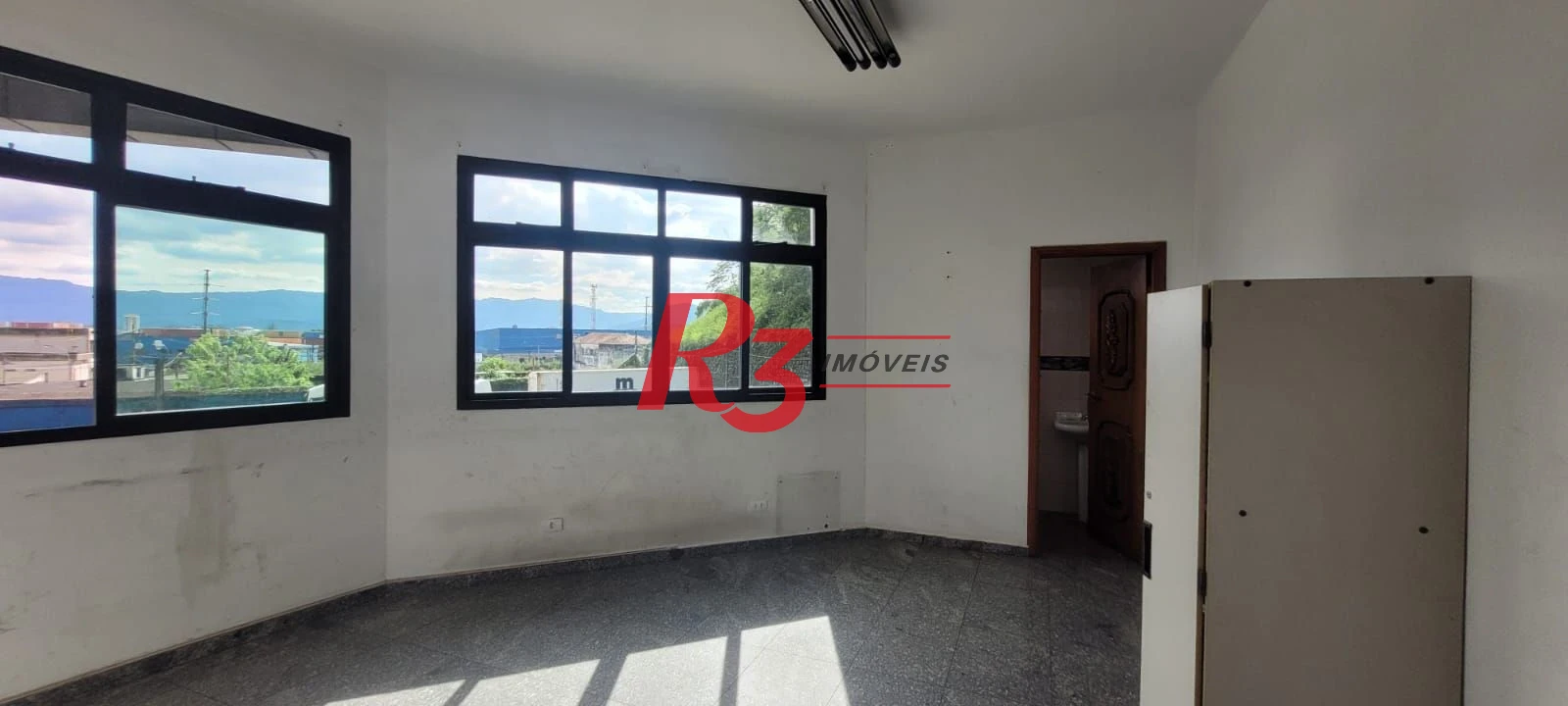 Terreno à venda, 10075 m² por R$ 50.000.000,00 - Chico de Paula - Santos/SP