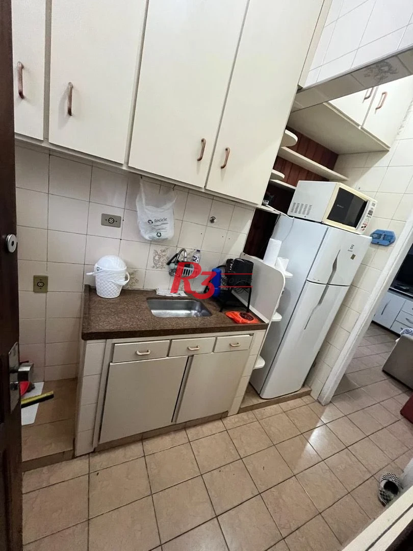 Kitnet com 1 dormitório para alugar, 32 m² por R$ 2.800,00/mês - Aparecida - Santos/SP