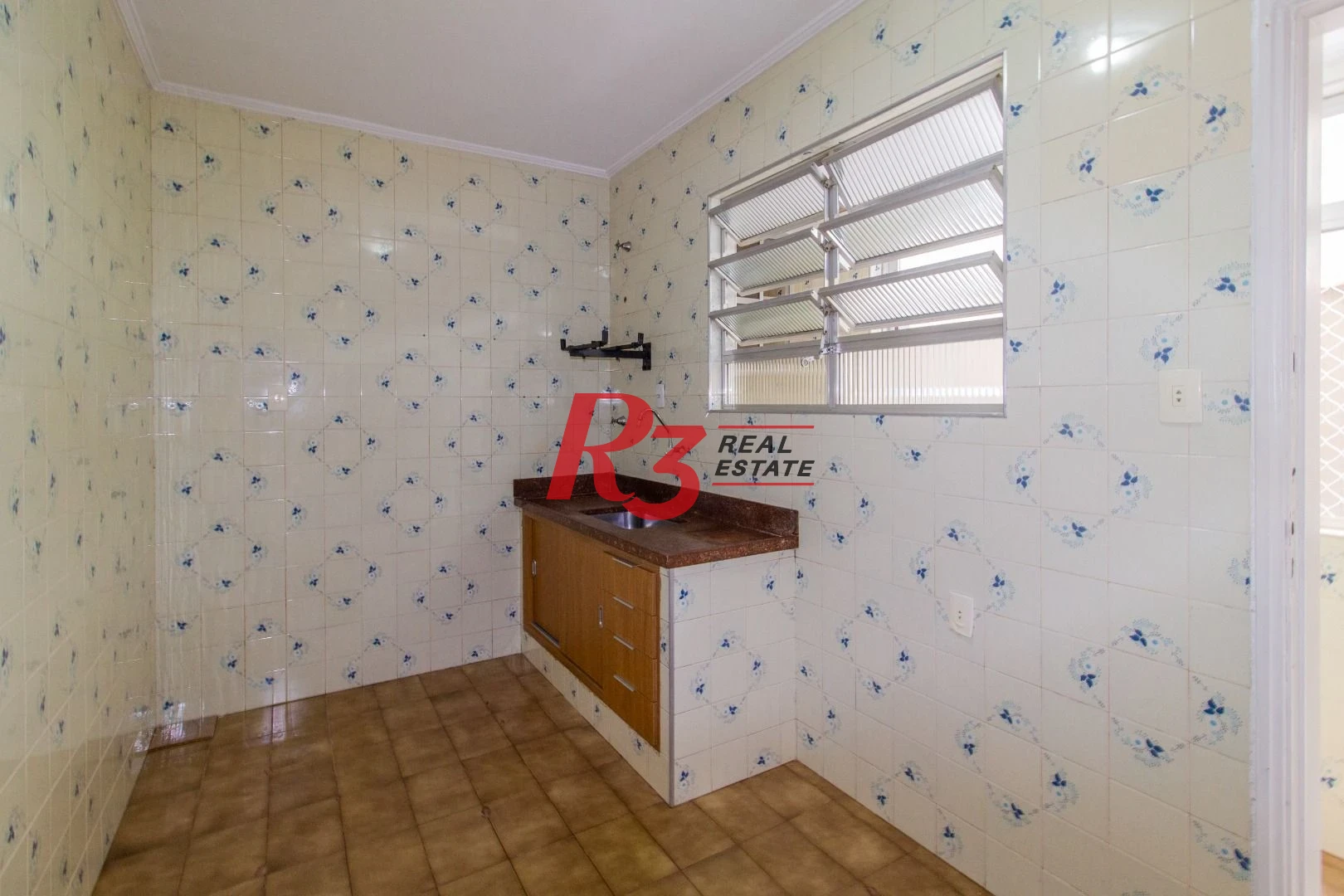 Apartamento com 2 dormitórios para alugar, 68 m² por R$ 3.000,00/mês - Vila Mathias - Santos/SP