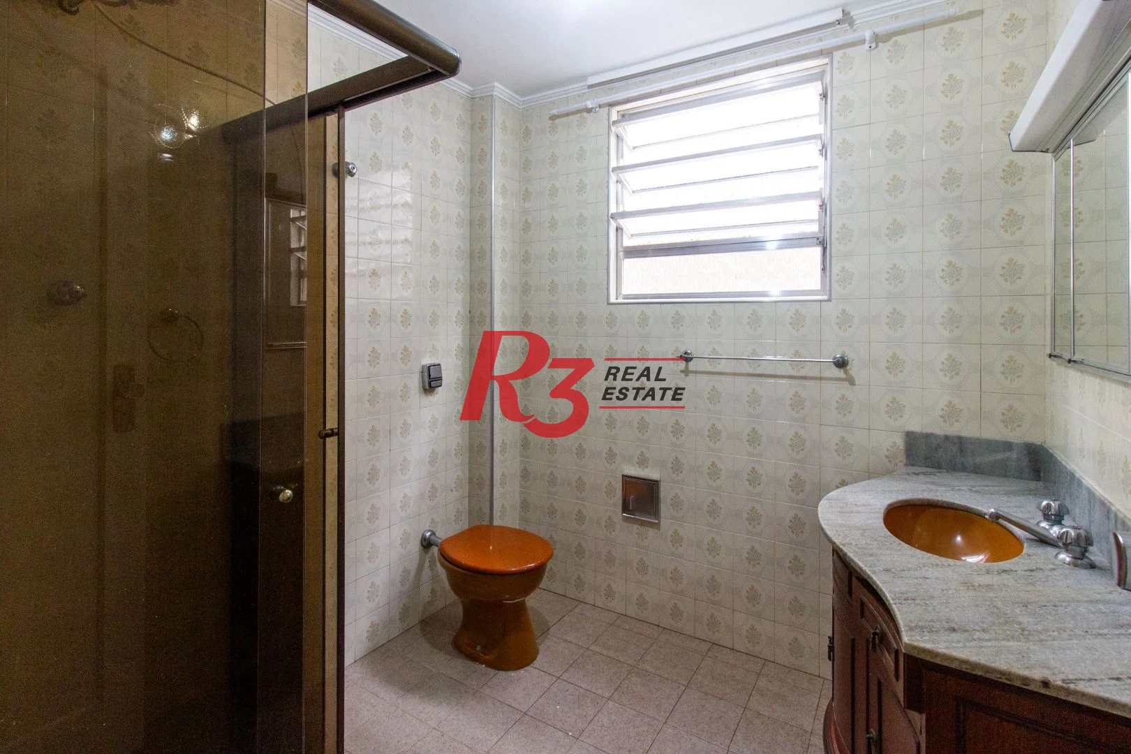 Apartamento com 2 dormitórios para alugar, 68 m² por R$ 3.000,00/mês - Vila Mathias - Santos/SP