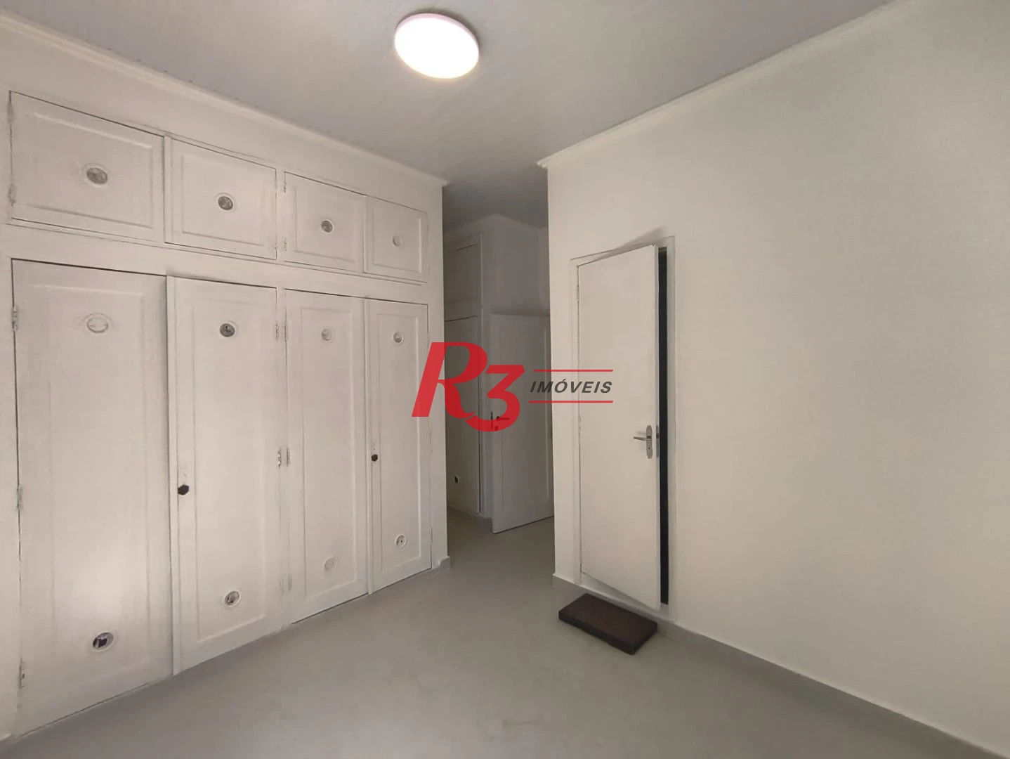 Apartamento com 2 dormitórios à venda, 132 m² por R$ 800.000,00 - Boqueirão - Santos/SP