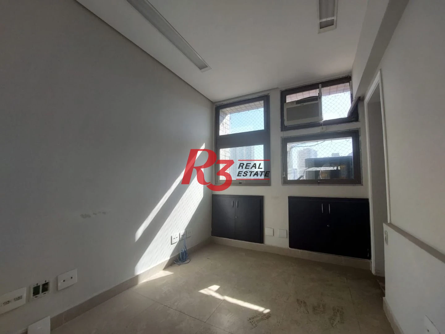 Sala para alugar, 53 m² por R$ 3.200,00/mês - Vila Matias - Santos/SP