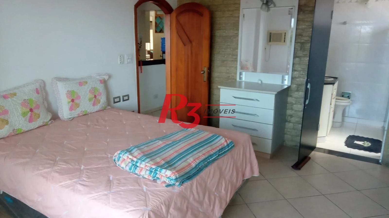 Apartamento com 3 dormitórios para alugar, 148 m² por R$ 8.982,40/mês - Pompéia - Santos/SP