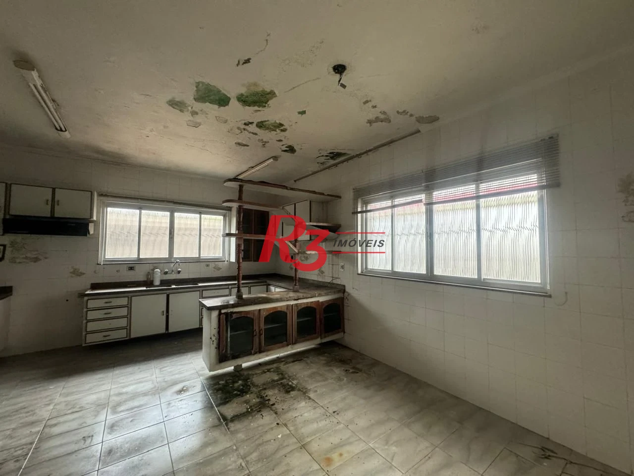 Casa para alugar, 337 m² por R$ 18.350,00/mês - Aparecida - Santos/SP