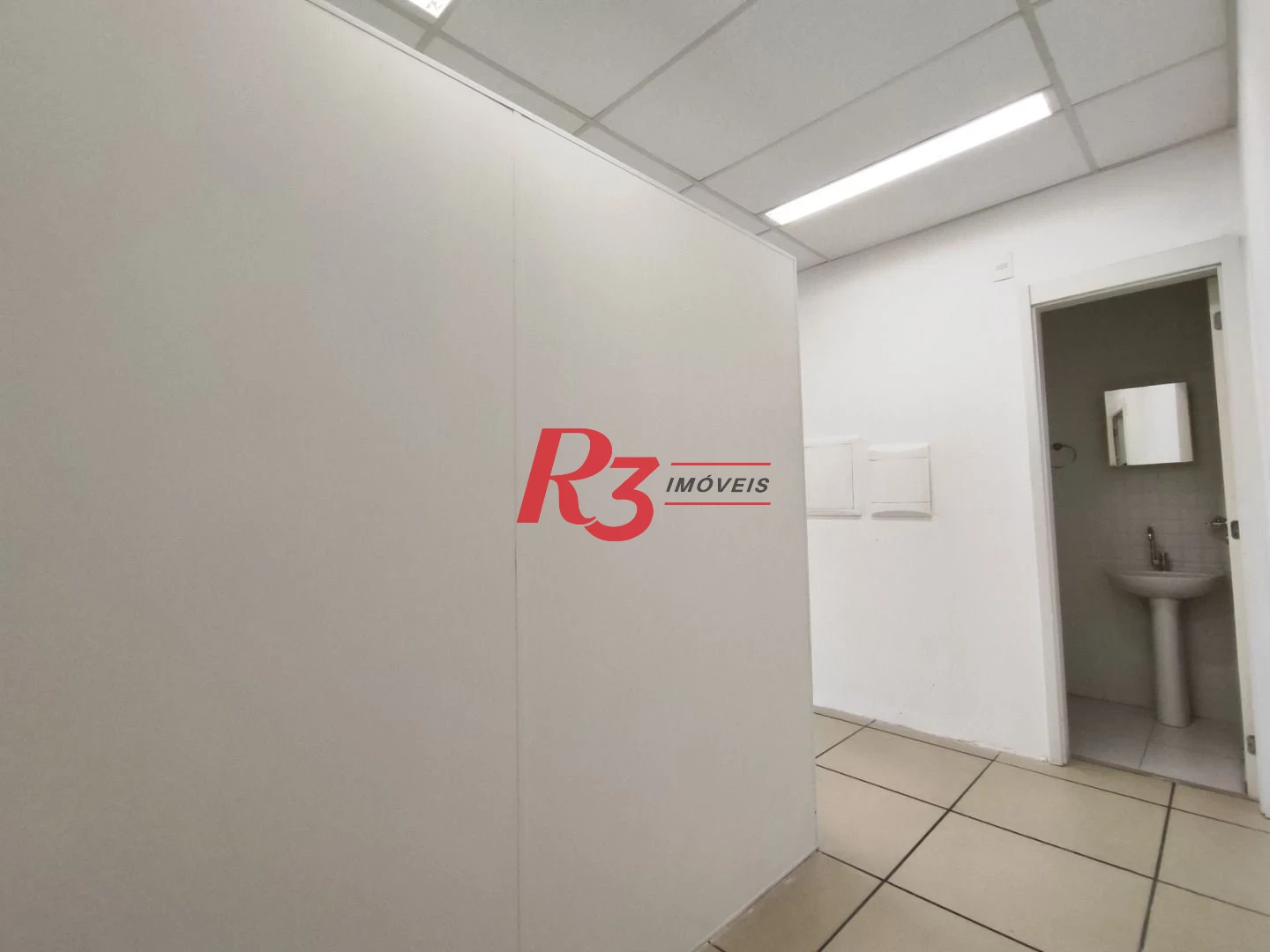 Sala à venda, 89 m² por R$ 320.000,00 - Valongo - Santos/SP