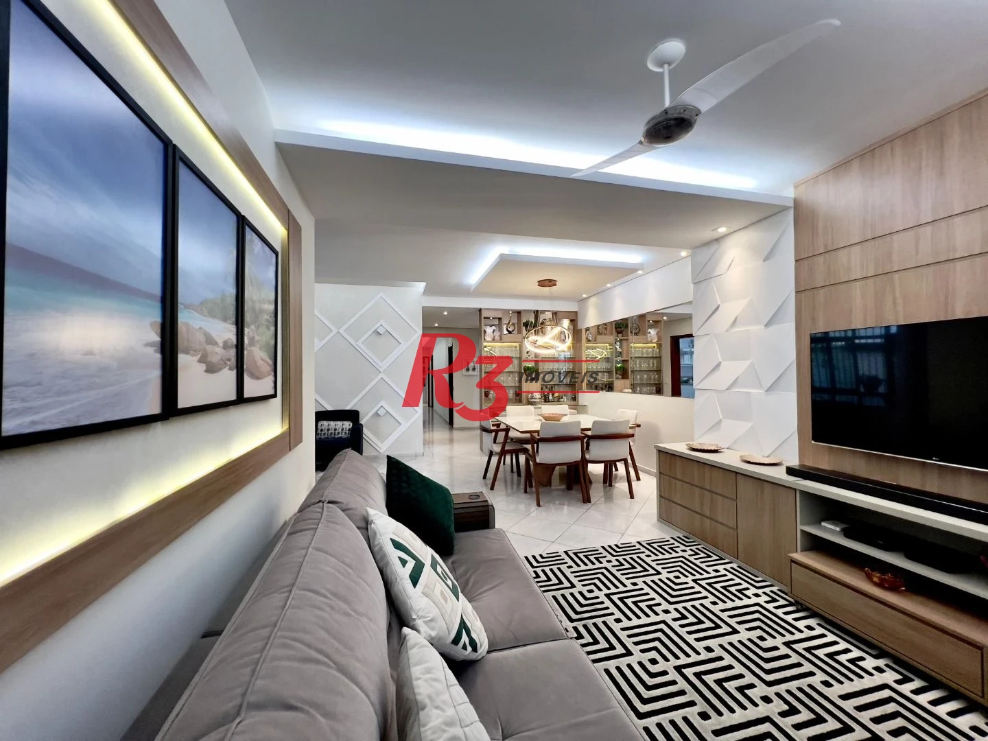 Casa com 3 dormitórios à venda, 182 m² por R$ 1.700.000,00 - Embaré - Santos/SP