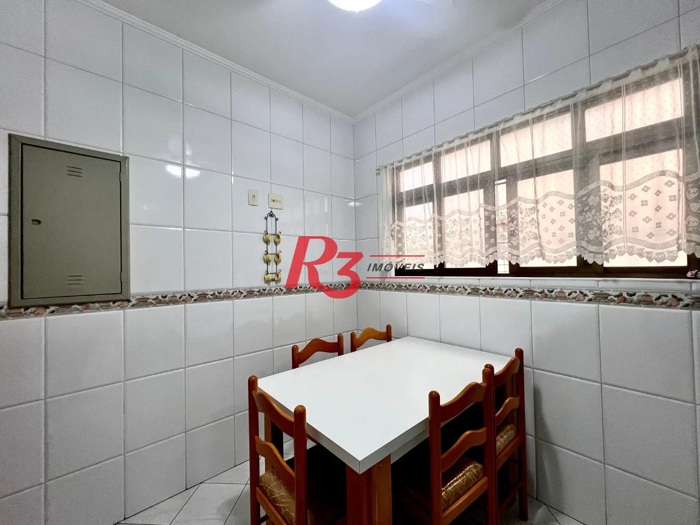 Casa com 3 dormitórios à venda, 182 m² por R$ 1.700.000,00 - Embaré - Santos/SP